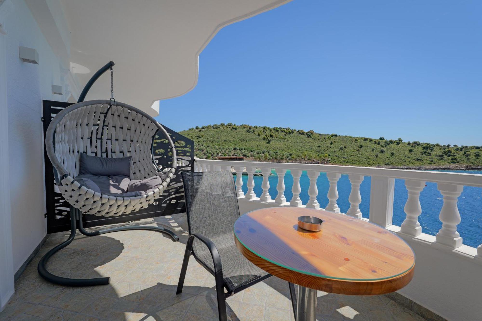 Villa Juna Beach Sarandë エクステリア 写真
