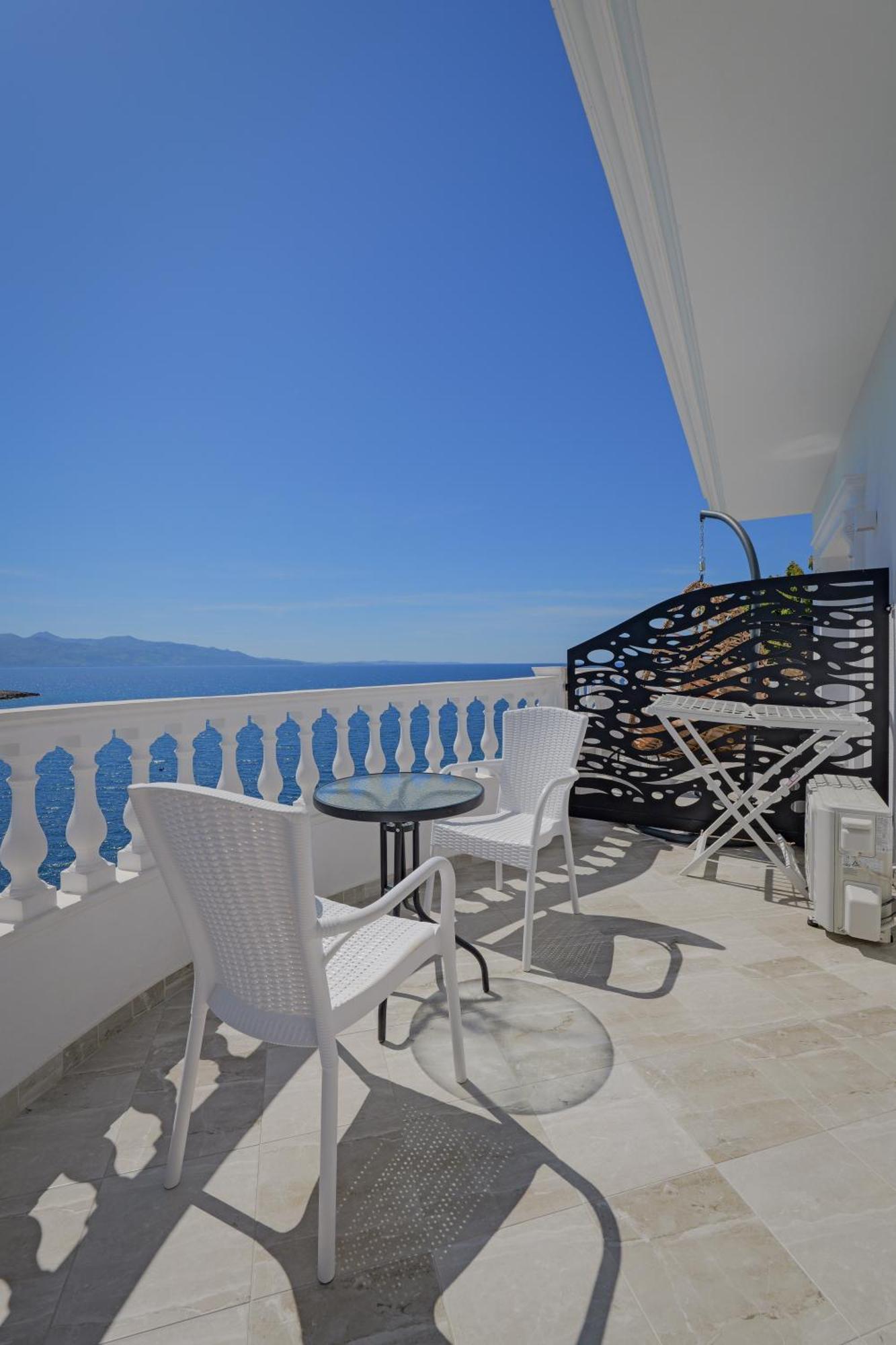 Villa Juna Beach Sarandë エクステリア 写真
